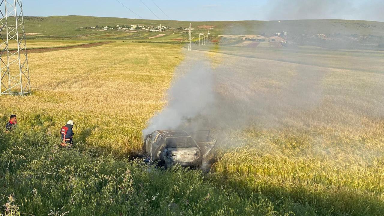Kilis'te kontrolden çıkan otomobil devrildi: 4'ü çocuk 7 yaralı