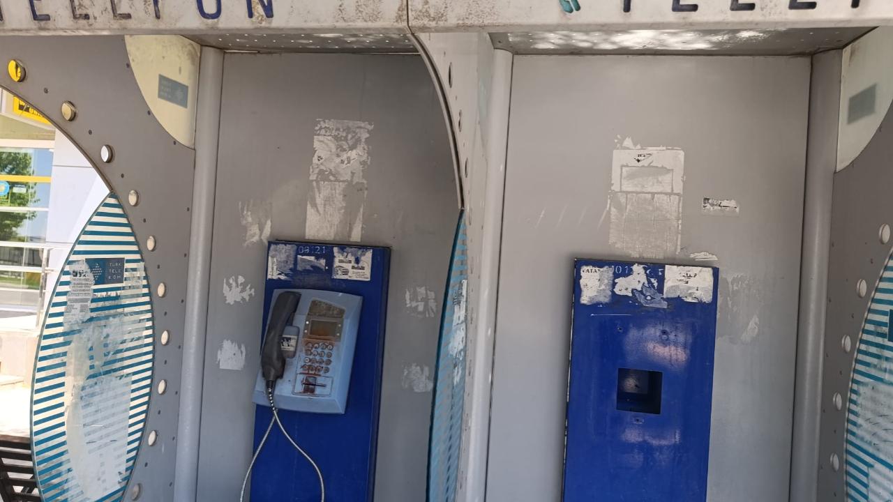 Ankesörlü Telefonlar Geçmişi Yaşatıyor!