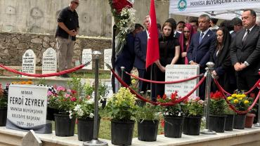 Özgür Özel ve Mansur Yavaş’tan Ferdi Zeyrek’e Vefa Ziyareti