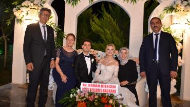 Flora Garden’da Masal Gibi Gece: Kamil ve Nazmiye Dünyaevine Girdi!