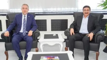 Kahramanmaraş Milletvekili Karatutlu'dan Rektör Akman'a Ziyaret