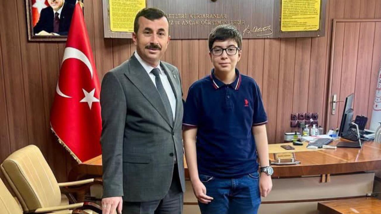 Kilis’in Gururu Sencer Buğdaycı’ya, Millî Eğitim’den Ödül!