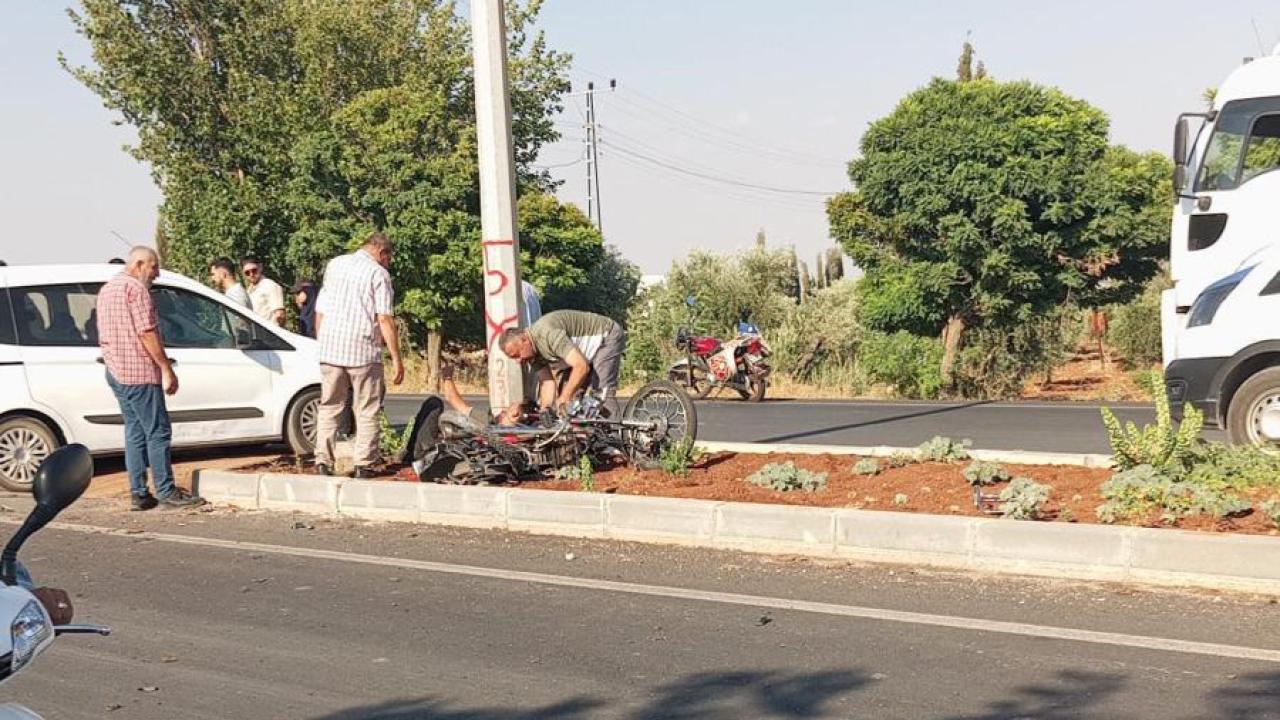 Öncüpınar Yolunda Kaza: Motosiklet ve Ticari Araç Çarpıştı