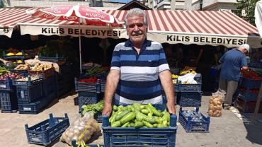 Kilis Sabah Pazarı'nda Yerli Acür Bereketi Başladı