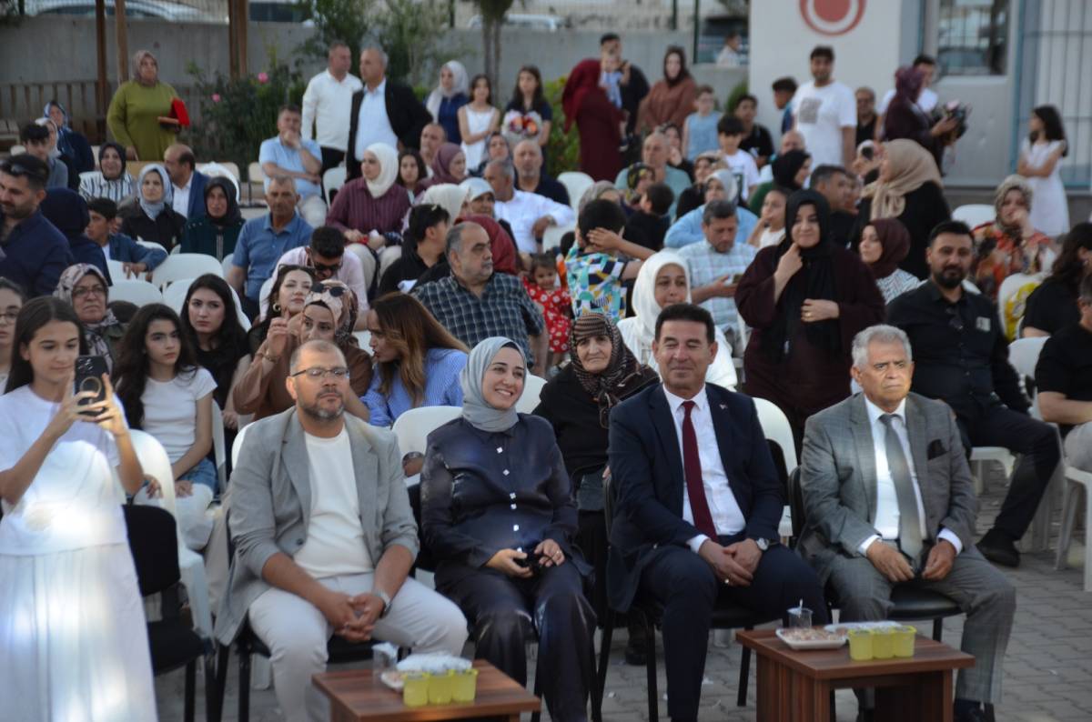 HMK Anadolu Lisesi 2026 Mezunlarını Coşkulu Törenle Uğurladı