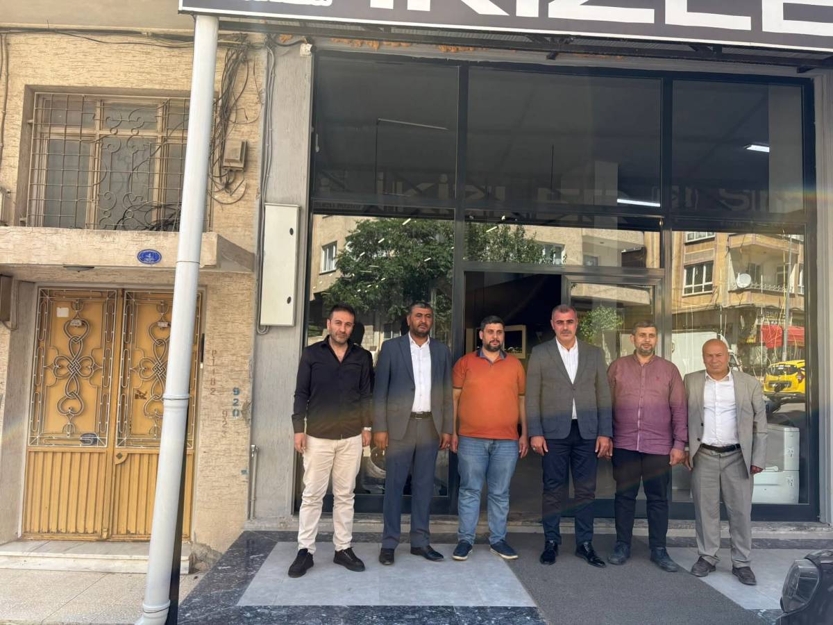 İ.Halil Yılmaz’dan Yeni İşletmeye Hayırlı Olsun Ziyareti