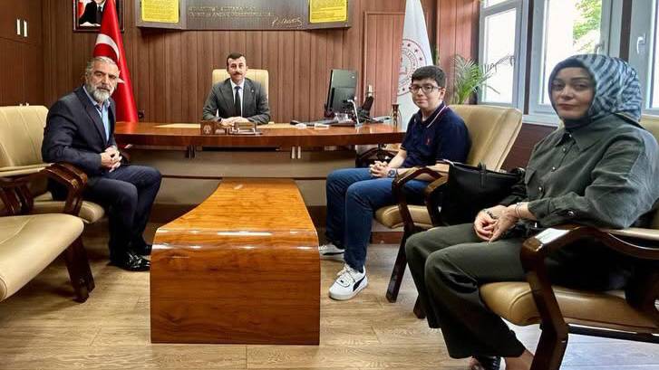 Kilis’in Gururu Sencer Buğdaycı’ya, Millî Eğitim’den Ödül!